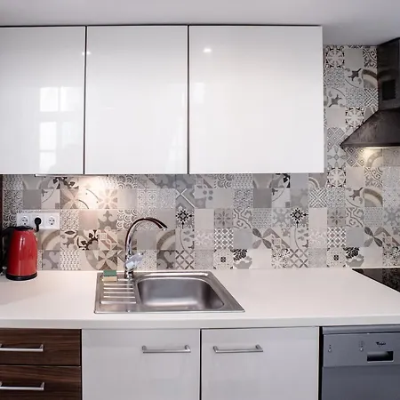 Apartament Maps - With Unique Design