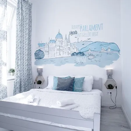 Maps - With Unique Design * Budapest