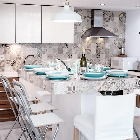 Maps - With Unique Design * Budapešť