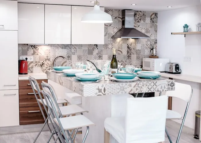 Maps - With Unique Design * Budapest