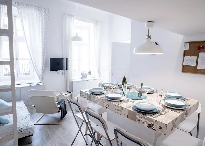 Maps - With Unique Design Lägenhet *