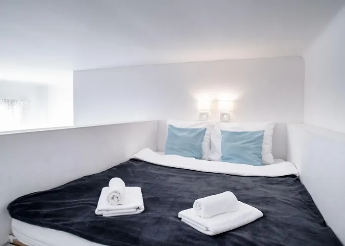 Maps - With Unique Design *